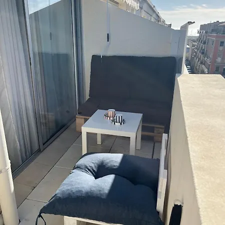 Elegant Duplex Avec Parking Et Terrasse